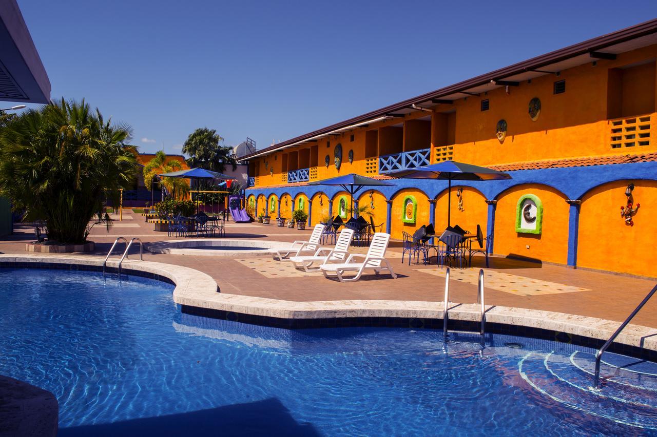 Hotel La Hacienda Santiago Exterior foto